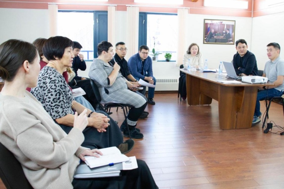 Высшая школа музыки РС (Я) обсудила развитие сети учреждений культуры Якутии Высшая школа музыки РС (Я) обсудила развитие сети учреждений культуры Якутии